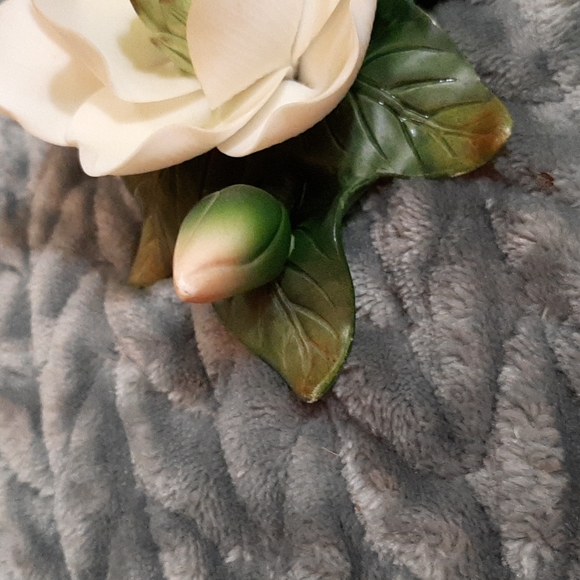 Flower candle holder - Picture 4 of 6